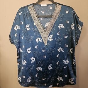 Ekouaer Satin Teal Floral Top Women's Size M